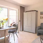 Die Erdgeschosswohnung Befindet Sich In Alt-Westerland.