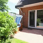 Die Erdgeschosswohnung Befindet Sich In Alt-Westerland.